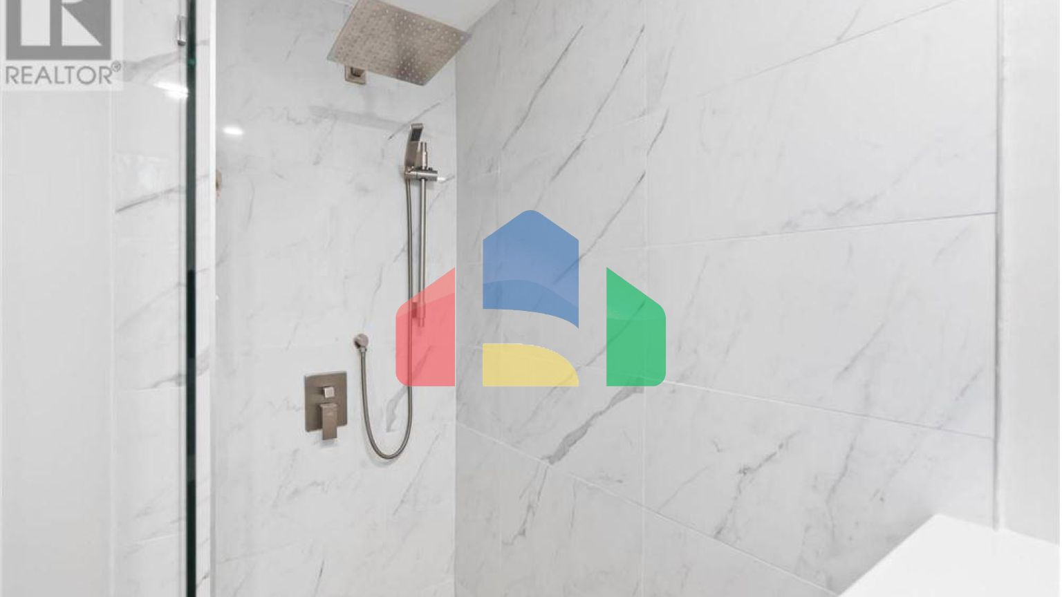 Residential - Single Family Home - Whitby, Canada - Canada