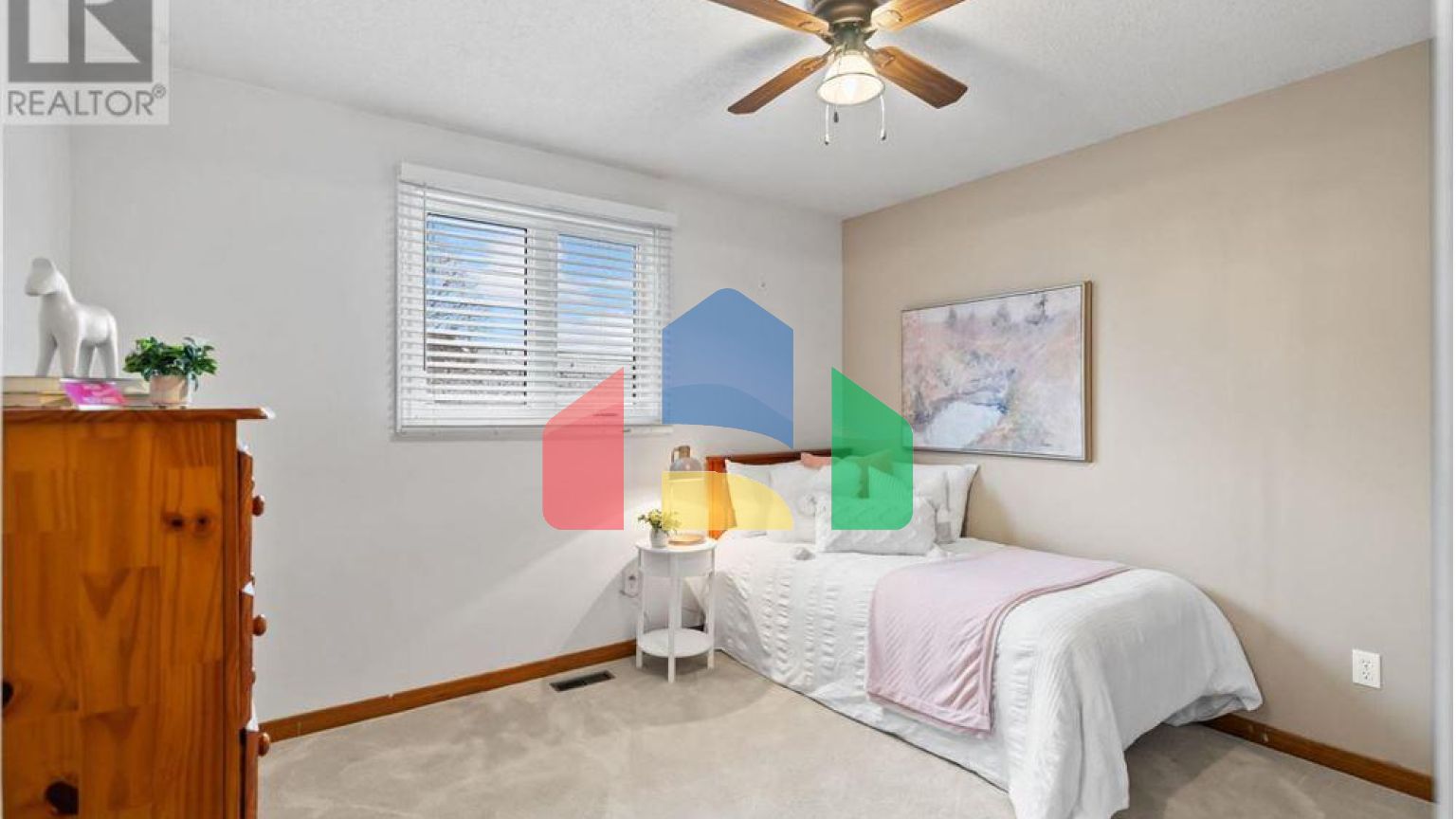 Residential - Single Family Home - Whitby, Canada - Canada