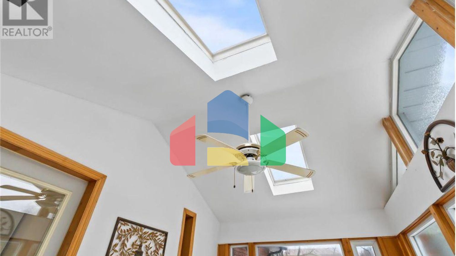 Residential - Single Family Home - Whitby, Canada - Canada