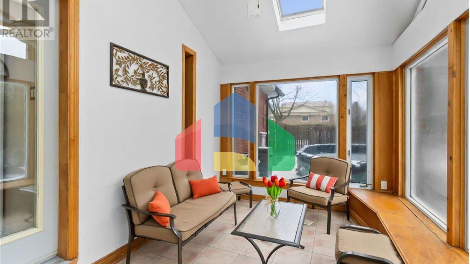 Residential - Single Family Home - Whitby, Canada - Canada