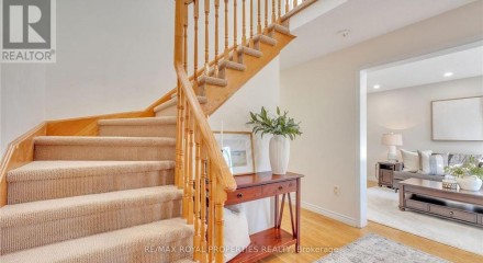 Residential - Single Family Home - Whitby, Canada - Canada