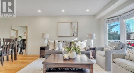 Residential - Single Family Home - Whitby, Canada - Canada