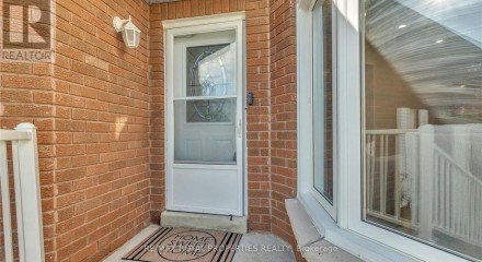 Residential - Single Family Home - Whitby, Canada - Canada