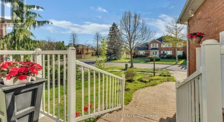 Residential - Single Family Home - Whitby, Canada - Canada