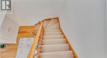 Residential - Single Family Home - Whitby, Canada - Canada