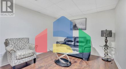 Residential - Single Family Home - Whitby, Canada - Canada