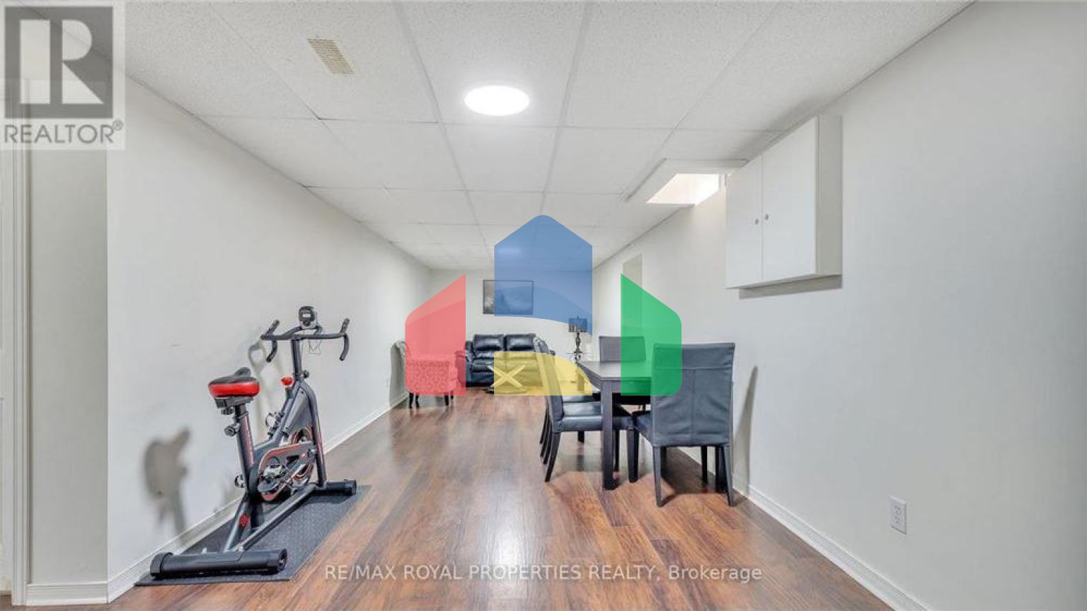 Residential - Single Family Home - Whitby, Canada - Canada