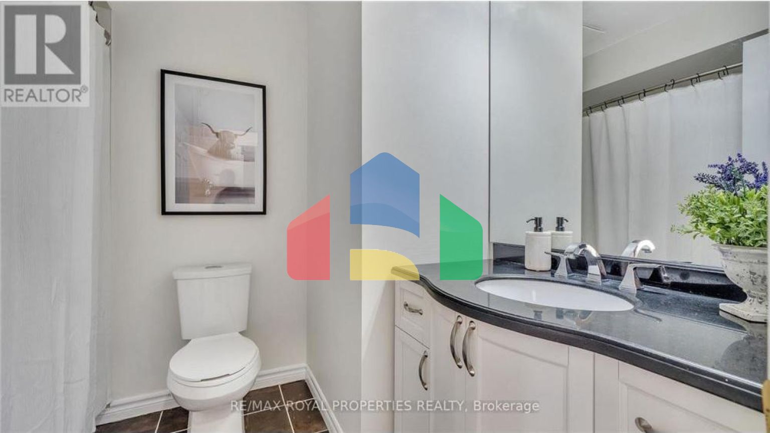 Residential - Single Family Home - Whitby, Canada - Canada