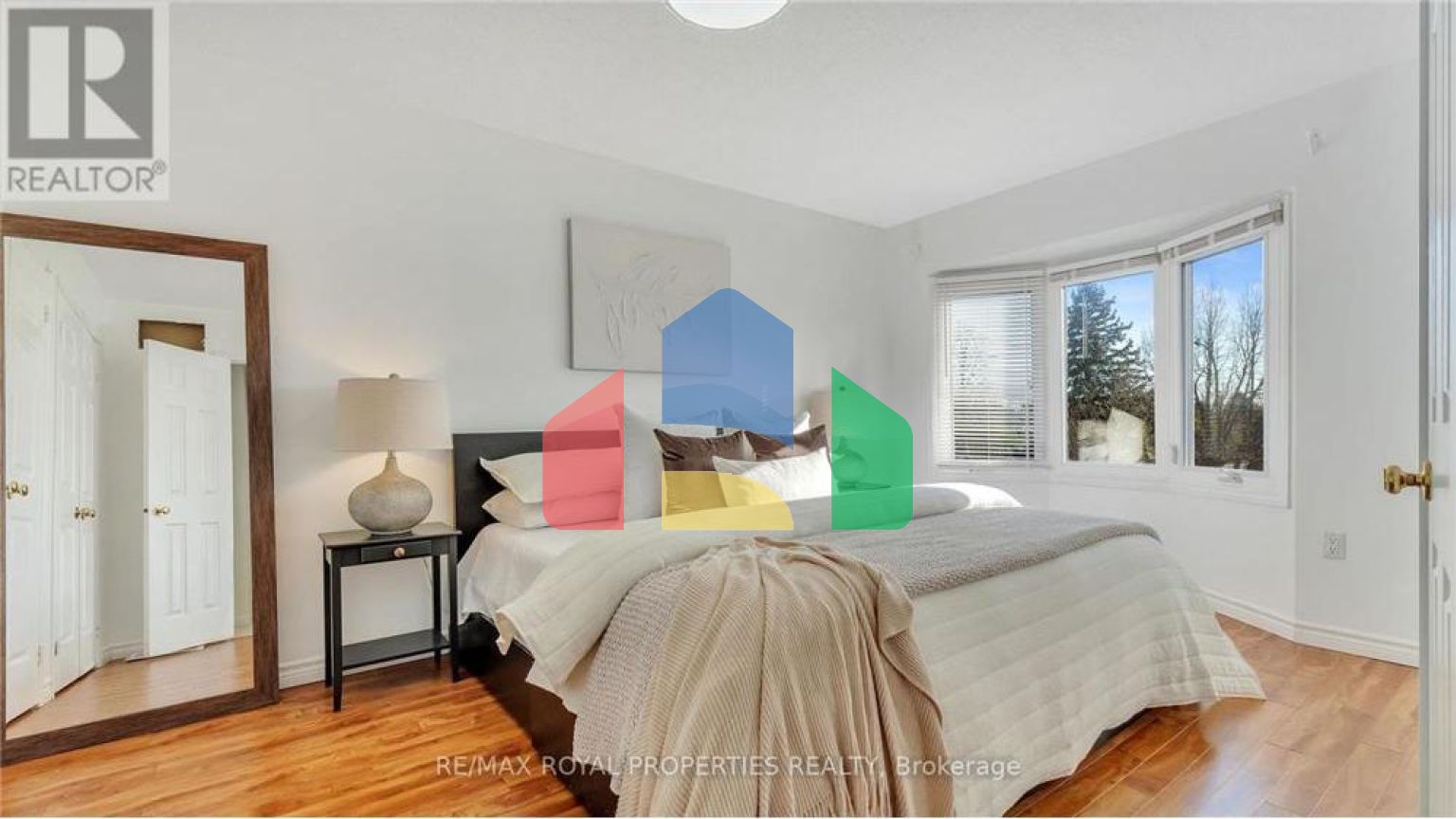 Residential - Single Family Home - Whitby, Canada - Canada