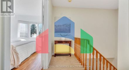 Residential - Single Family Home - Whitby, Canada - Canada