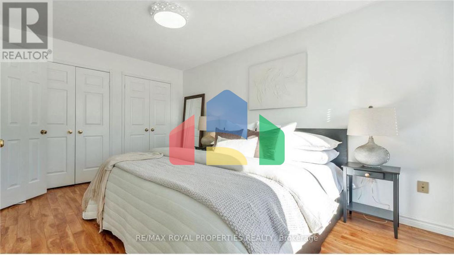 Residential - Single Family Home - Whitby, Canada - Canada