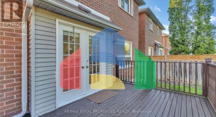 Residential - Single Family Home - Whitby, Canada - Canada