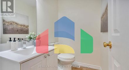 Residential - Single Family Home - Whitby, Canada - Canada