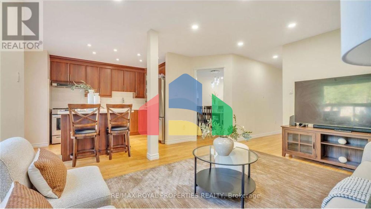 Residential - Single Family Home - Whitby, Canada - Canada