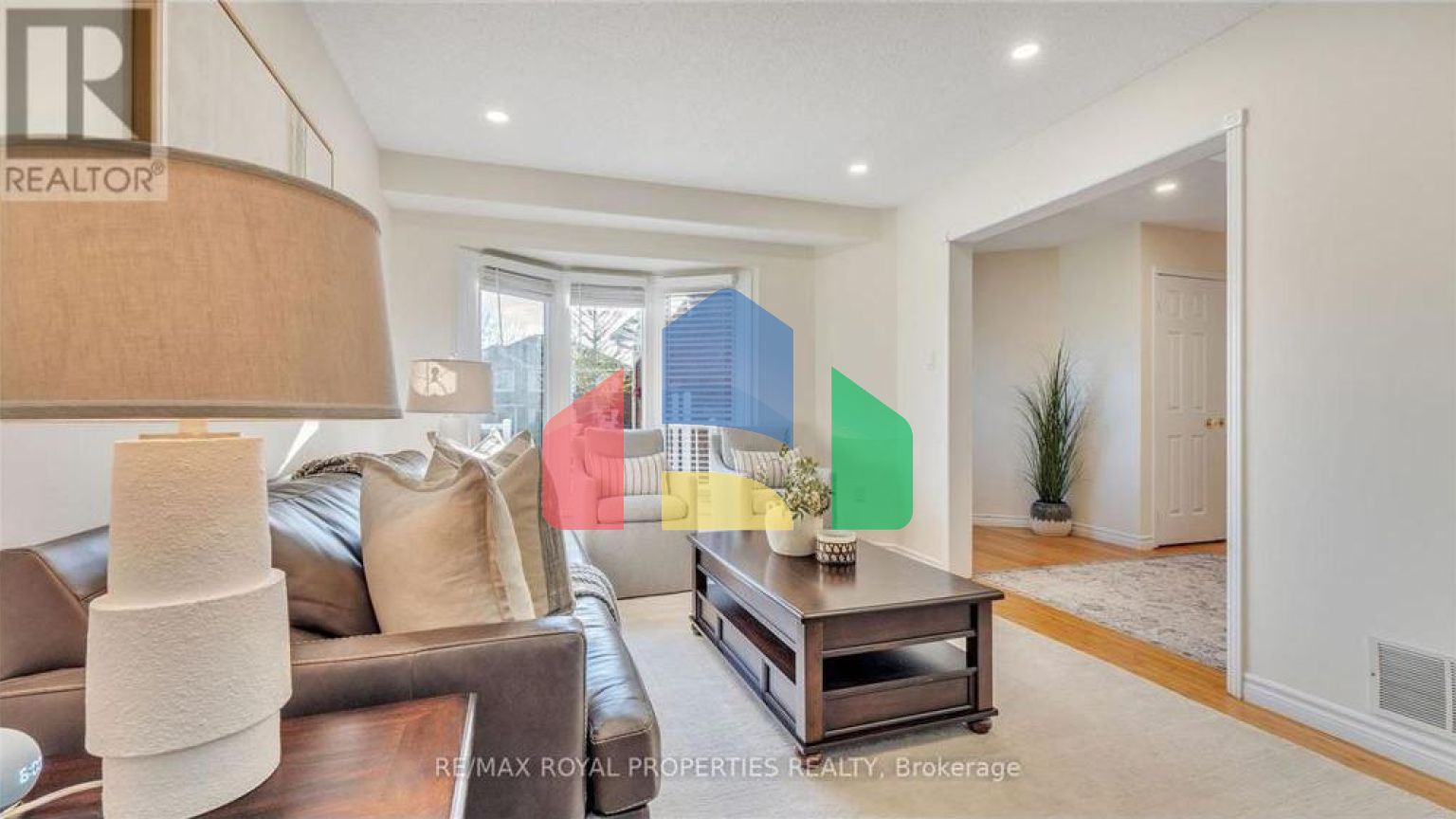 Residential - Single Family Home - Whitby, Canada - Canada