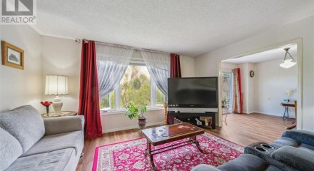 Residential - Single Family Home - Whitby, Canada - Canada