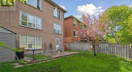 Residential - Single Family Home - Whitby, Canada - Canada