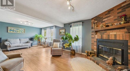 Residential - Single Family Home - Whitby, Canada - Canada