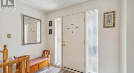 Residential - Single Family Home - Whitby, Canada - Canada