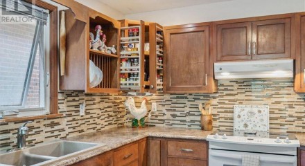 Residential - Single Family Home - Whitby, Canada - Canada