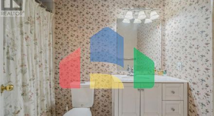 Residential - Single Family Home - Whitby, Canada - Canada