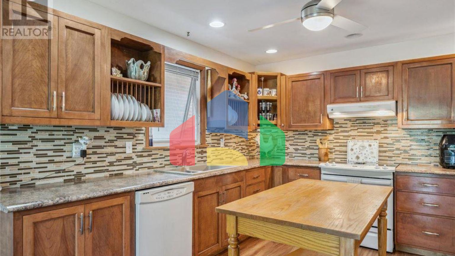 Residential - Single Family Home - Whitby, Canada - Canada