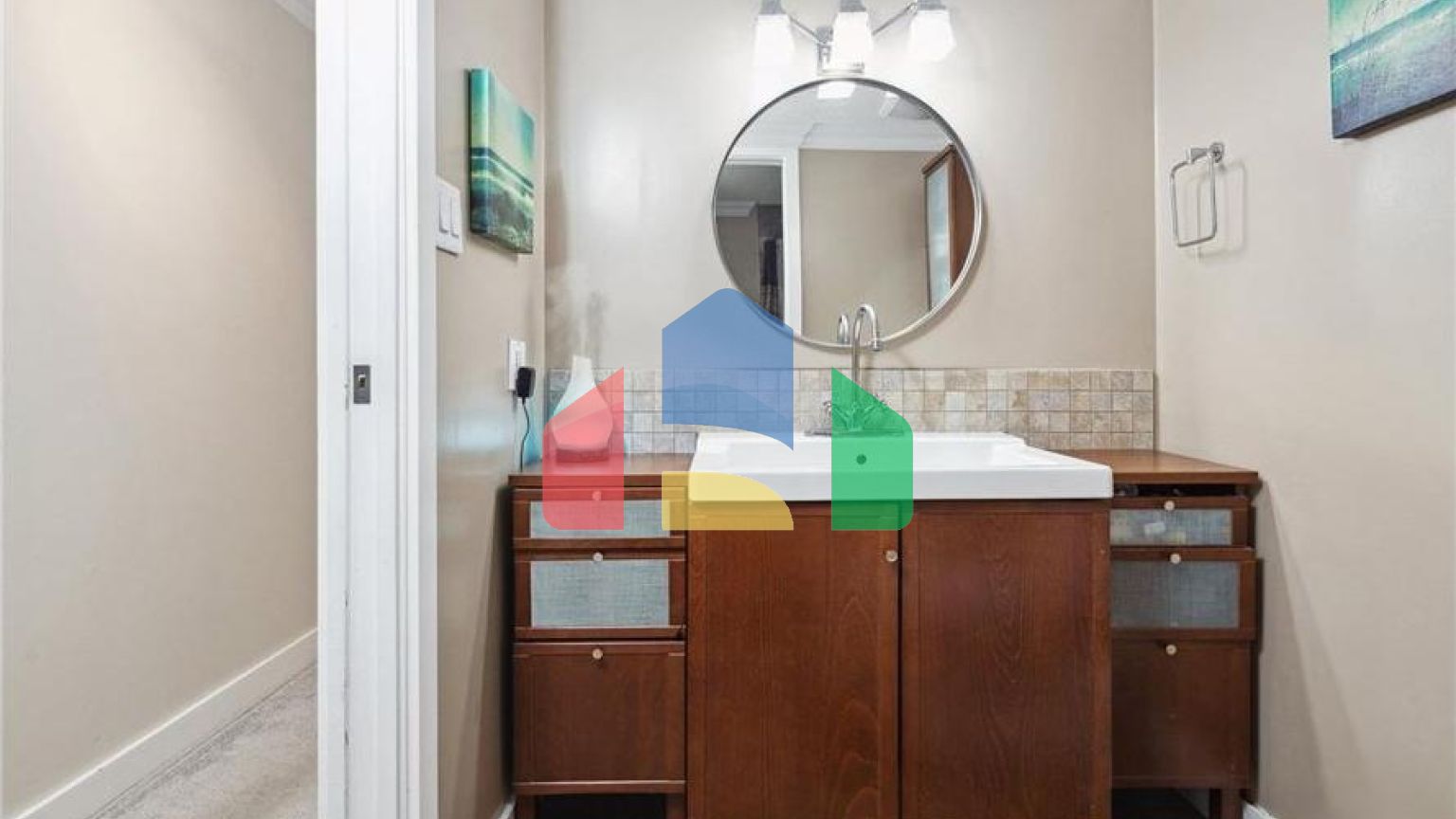 Residential - Condo/Apartment - White Rock, Canada - Canada