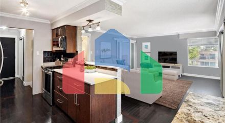 Residential - Condo/Apartment - White Rock, Canada - Canada