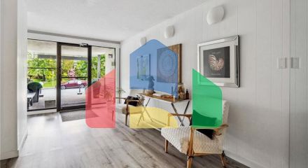 Residential - Condo/Apartment - White Rock, Canada - Canada