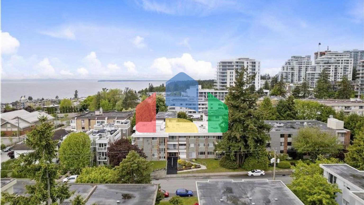 Residential - Condo/Apartment - White Rock, Canada - Canada
