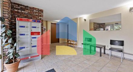 Residential - Condo/Apartment - White Rock, Canada - Canada