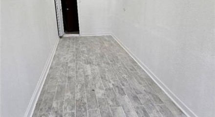 Commercial - Commercial/Retail - Windsor, Canada - Canada