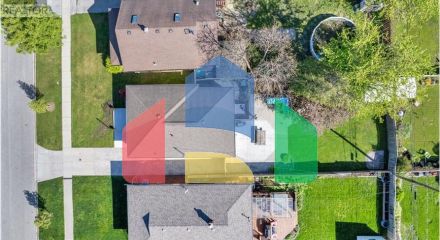 Residential - Single Family Home - Windsor, Canada - Canada