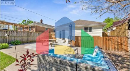 Residential - Single Family Home - Windsor, Canada - Canada