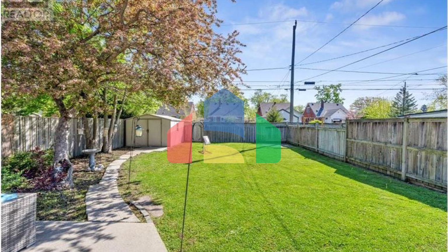 Residential - Single Family Home - Windsor, Canada - Canada