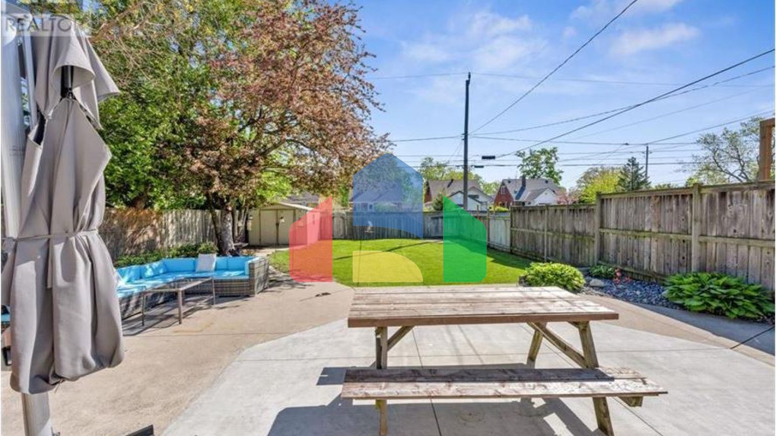 Residential - Single Family Home - Windsor, Canada - Canada