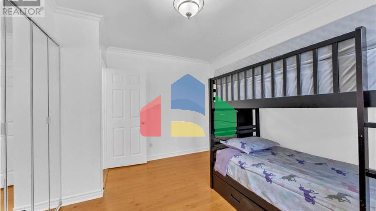 Residential - Single Family Home - Windsor, Canada - Canada