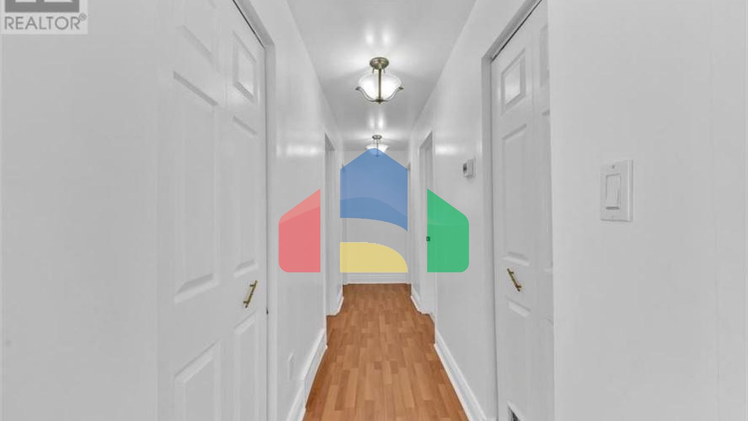 Residential - Single Family Home - Windsor, Canada - Canada