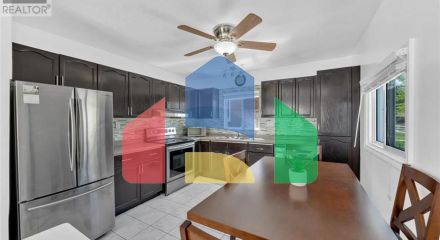 Residential - Single Family Home - Windsor, Canada - Canada