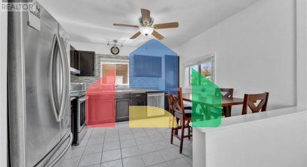 Residential - Single Family Home - Windsor, Canada - Canada