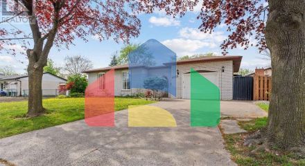 Residential - Single Family Home - Windsor, Canada - Canada