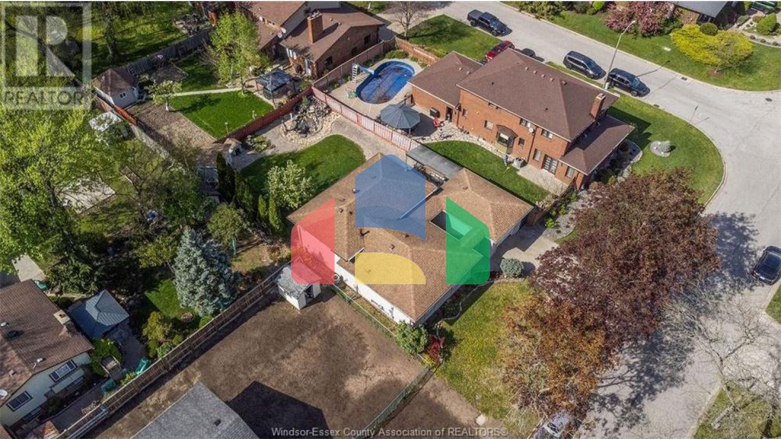 Residential - Single Family Home - Windsor, Canada - Canada