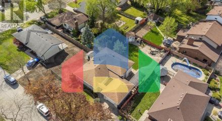 Residential - Single Family Home - Windsor, Canada - Canada