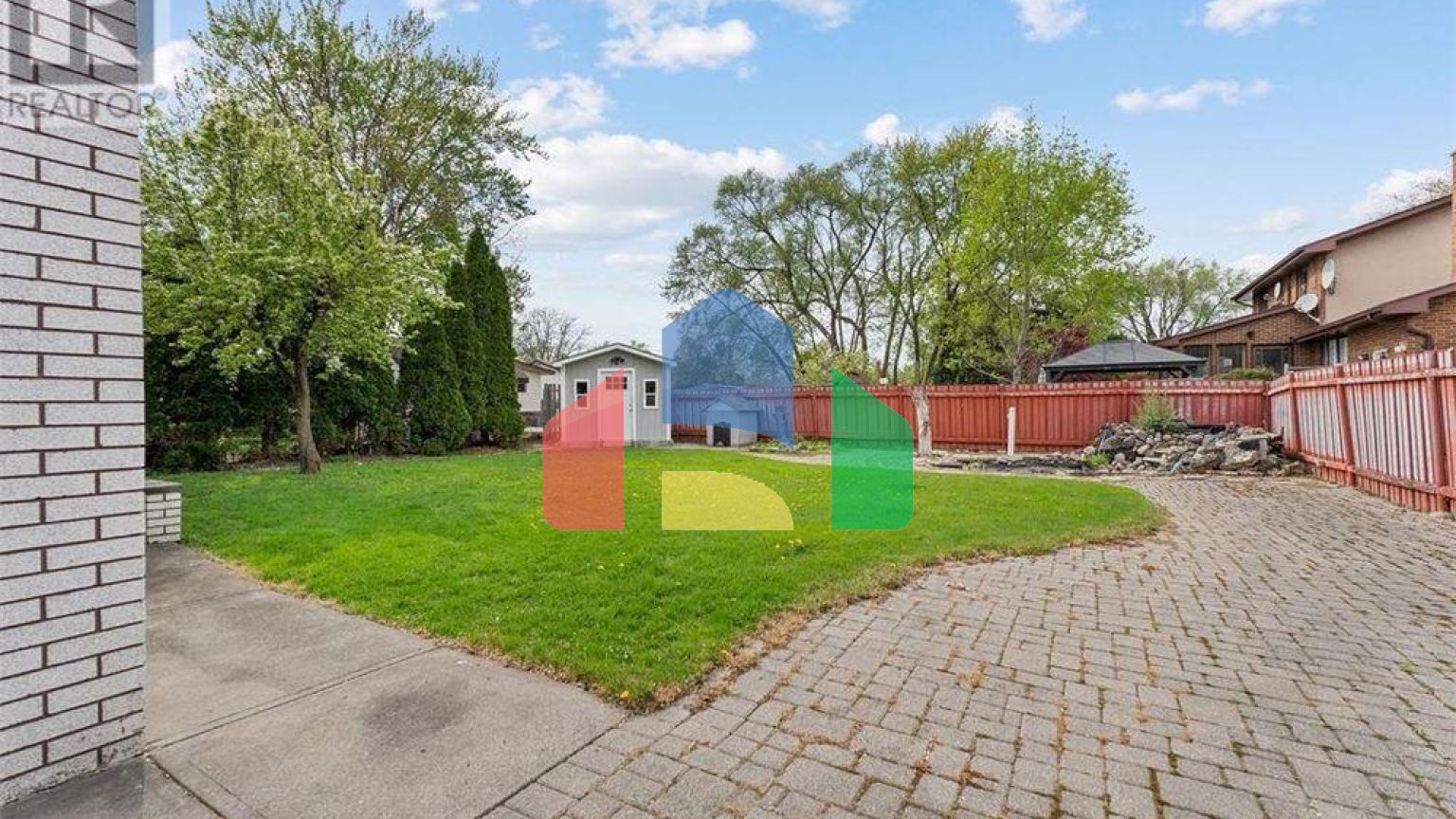 Residential - Single Family Home - Windsor, Canada - Canada