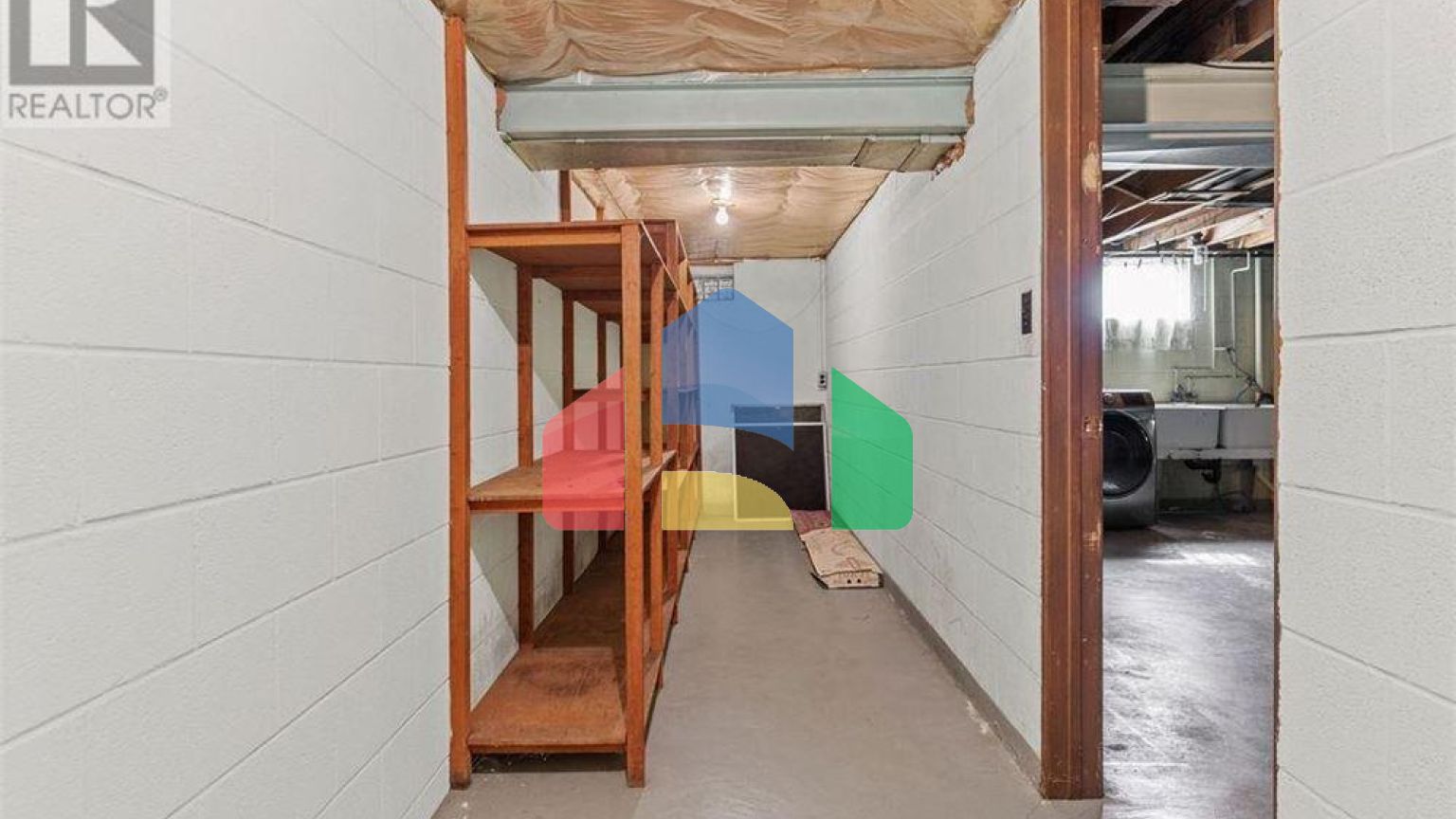 Residential - Single Family Home - Windsor, Canada - Canada