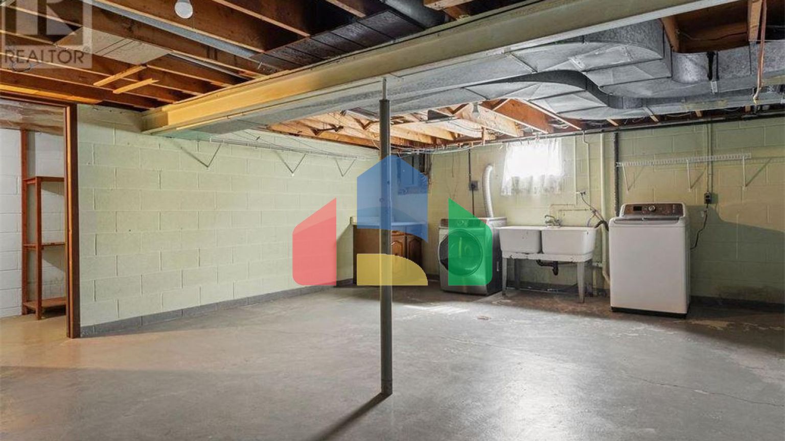 Residential - Single Family Home - Windsor, Canada - Canada