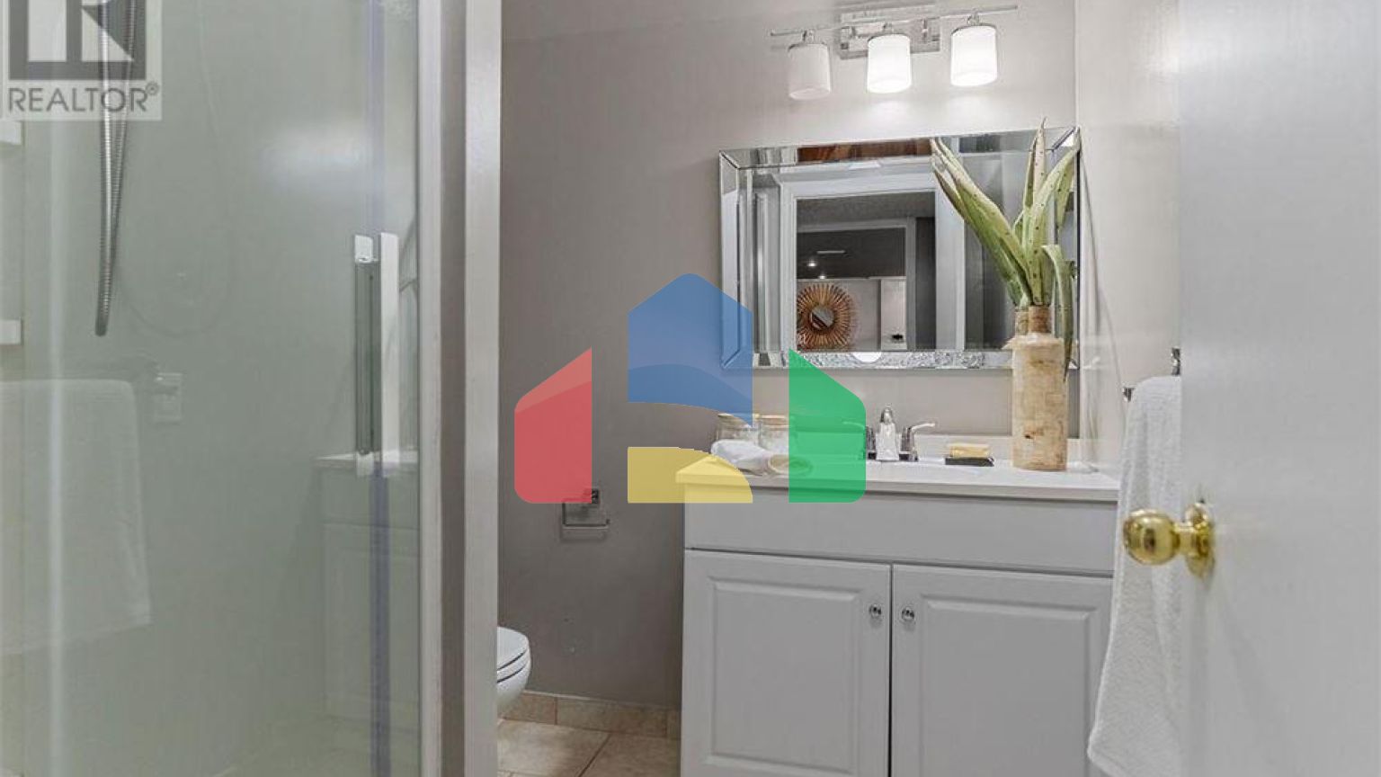 Residential - Single Family Home - Windsor, Canada - Canada