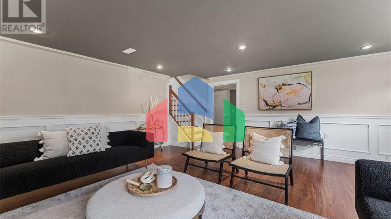 Residential - Single Family Home - Windsor, Canada - Canada