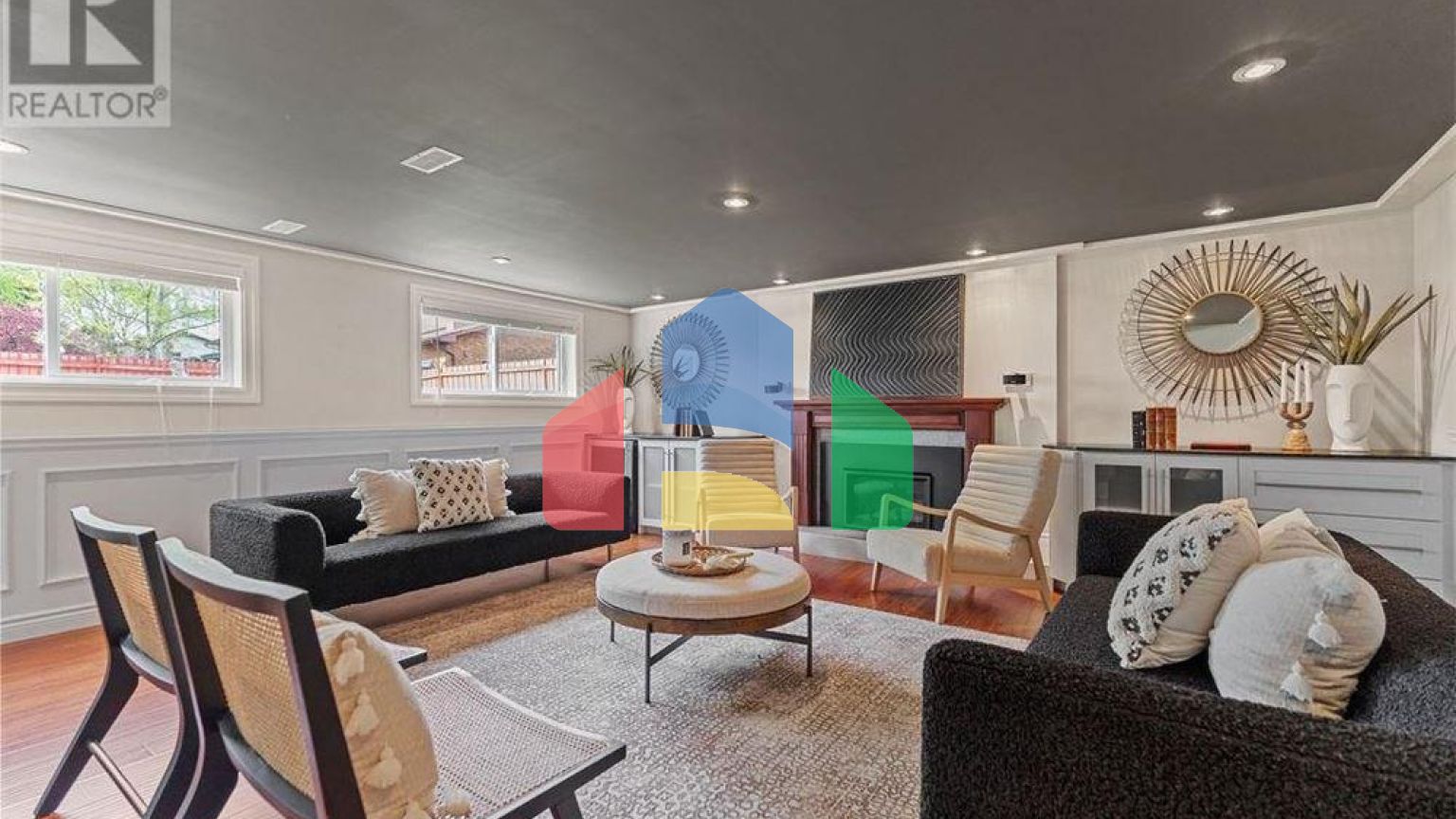 Residential - Single Family Home - Windsor, Canada - Canada