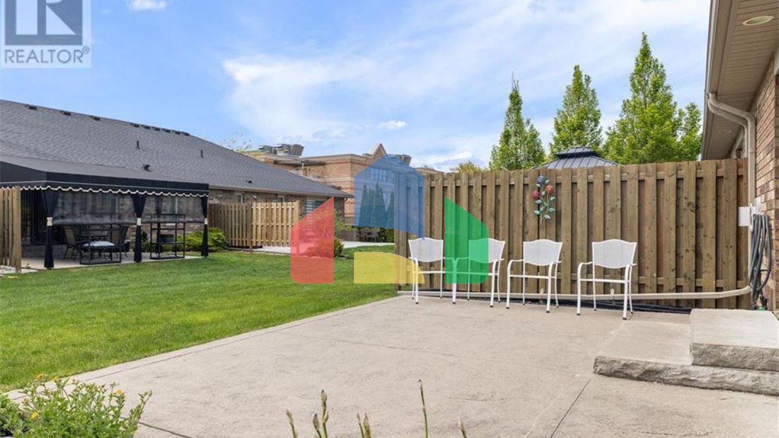 Residential - Single Family Home - Windsor, Canada - Canada